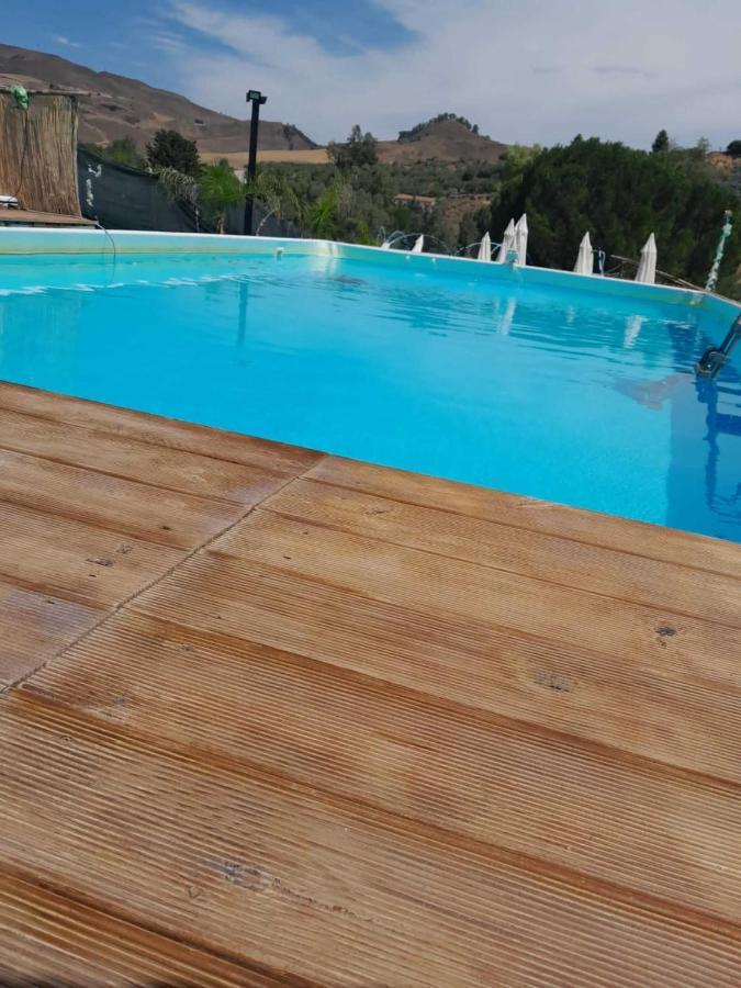 Villarosa Villa Parco Morello Piano Terra المظهر الخارجي الصورة