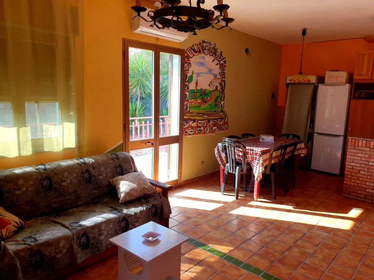 Villarosa Villa Parco Morello Piano Terra المظهر الخارجي الصورة