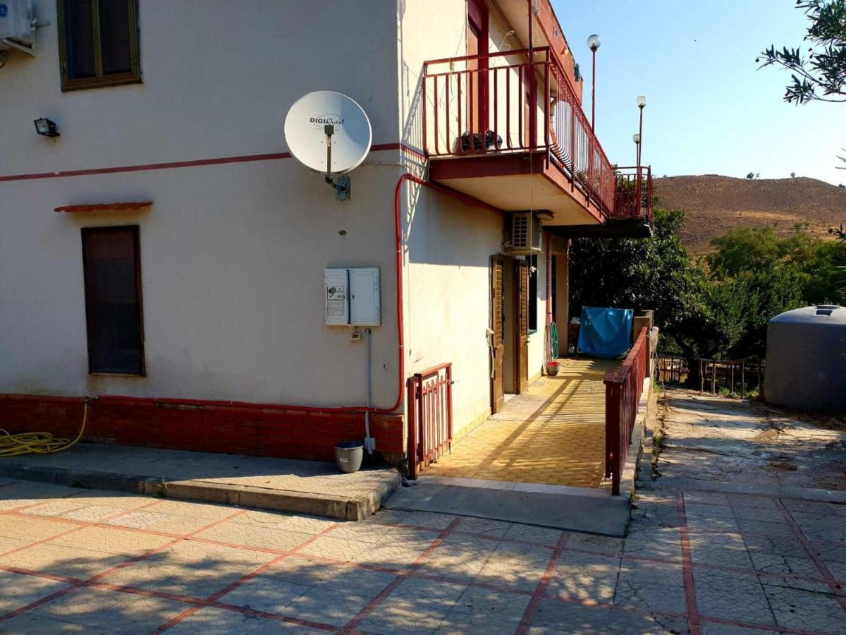 Villarosa Villa Parco Morello Piano Terra المظهر الخارجي الصورة